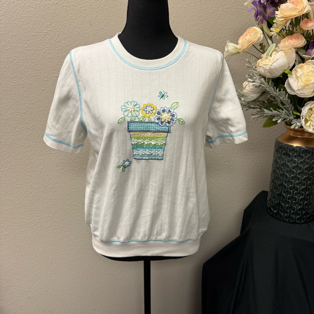 Alfred Dunner Petite Embroidered Floral Pot Ribbed Knit Top PM